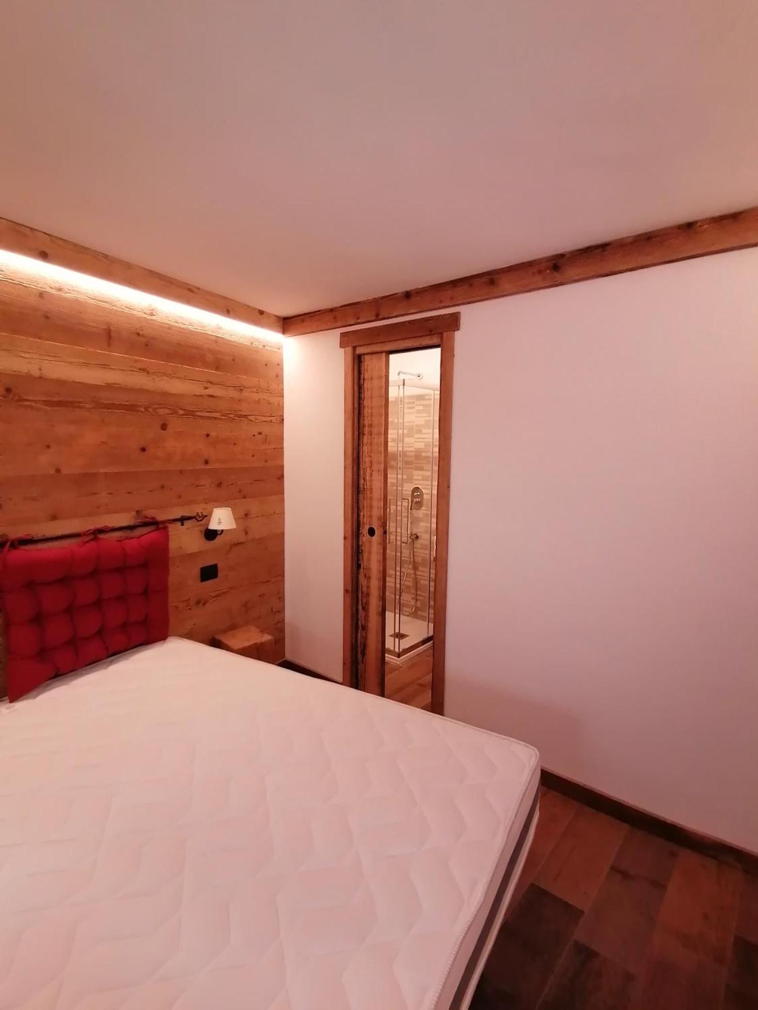 Maison De Meuny Courmayeur Rum bild