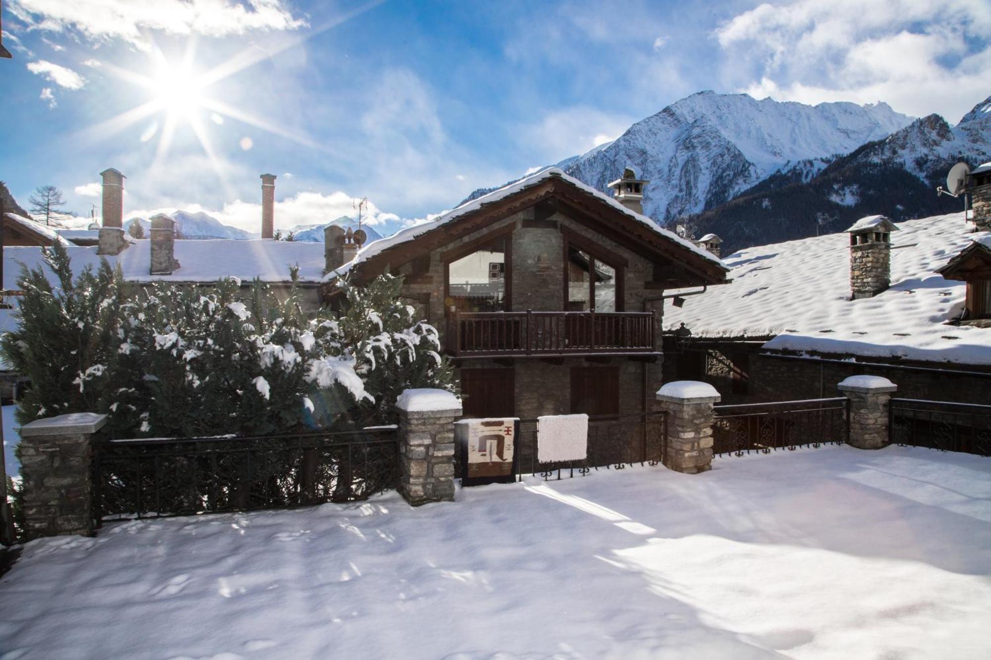 Maison De Meuny Courmayeur Rum bild