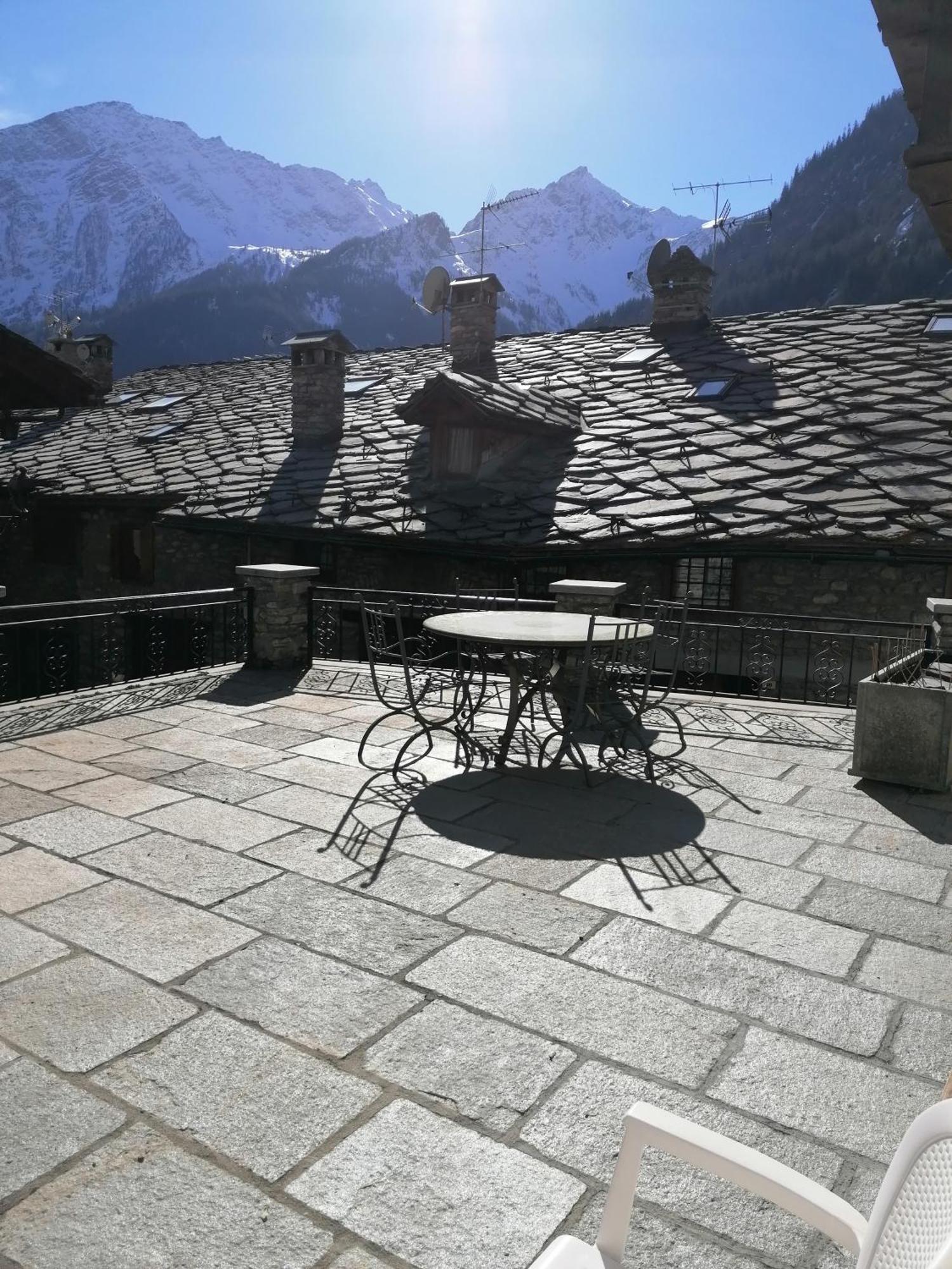 Maison De Meuny Courmayeur Rum bild