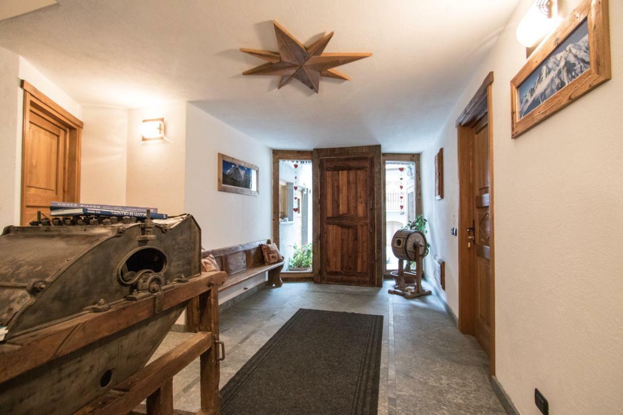 Maison De Meuny Courmayeur Exteriör bild